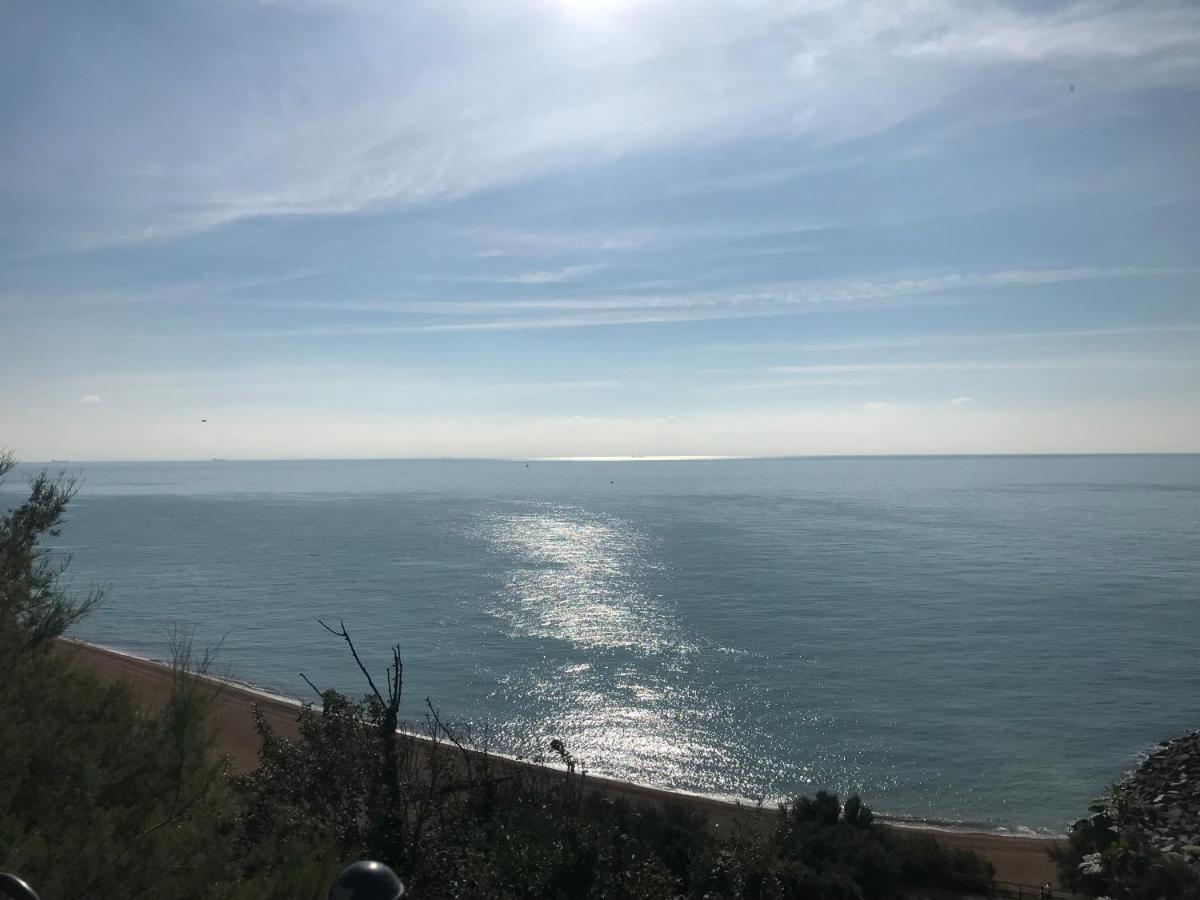 The Leas View Apartment Folkestone Exterior photo